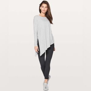 Lululemon “To The Point” Asymmetrical Top sz 4 Heathered‎ Light Grey